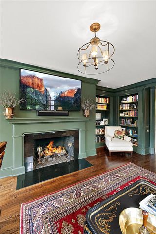 1045 Country Club Road, Bloomfield Charter Township, MI 48304