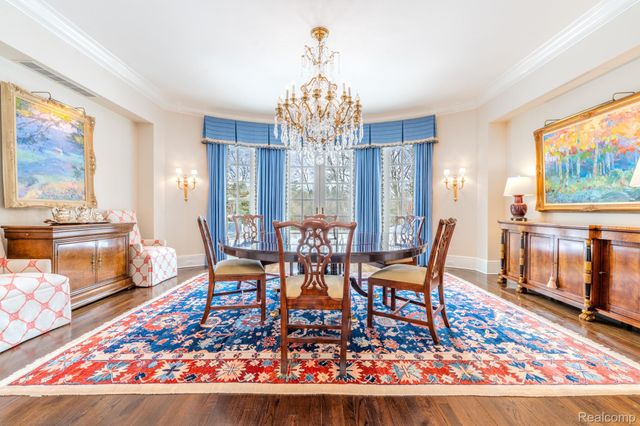 1045 Country Club Road, Bloomfield Charter Township, MI 48304