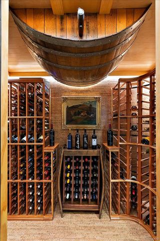 1045 Country Club Road, Bloomfield Charter Township, MI 48304