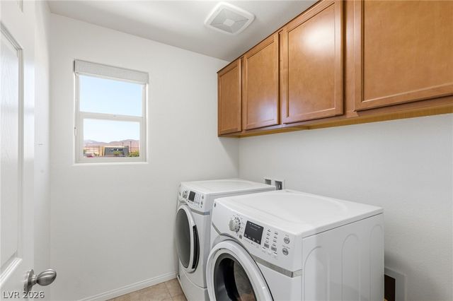 6251 Marine Blue Street, North Las Vegas, NV 89081