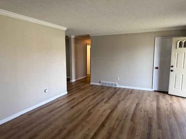 60 Farmington, Monticello, KY 42633