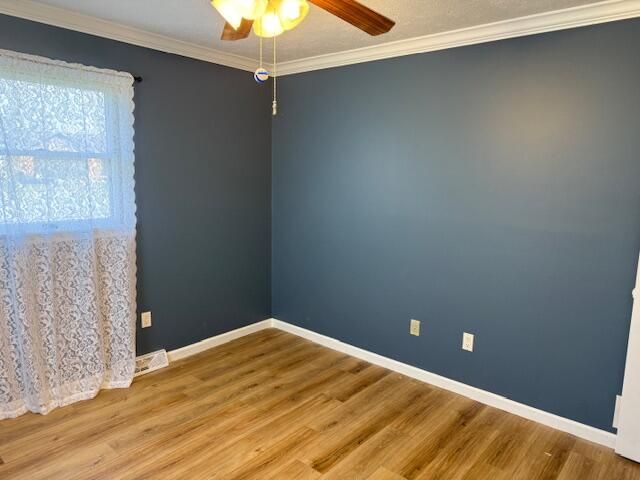 60 Farmington, Monticello, KY 42633