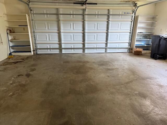 60 Farmington, Monticello, KY 42633