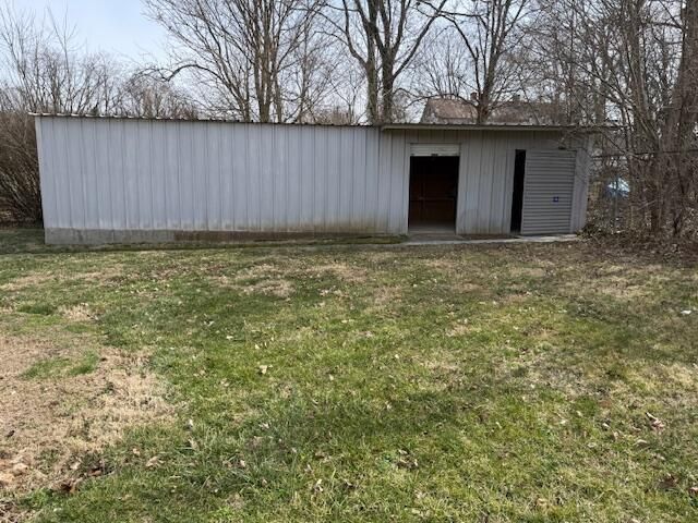 60 Farmington, Monticello, KY 42633