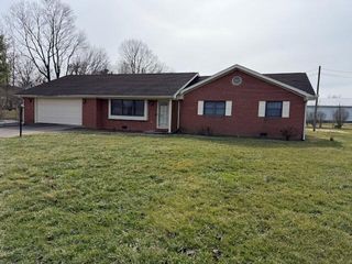 60 Farmington, Monticello, KY 42633