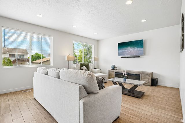 2636 S SINBAD WAY, Magna, UT 84044