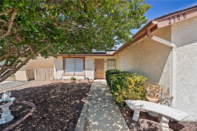 2300 El Grande, Hemet, CA 92545