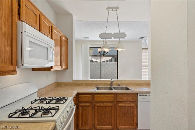 4915 STRAUSS, Las Vegas, NV 89146