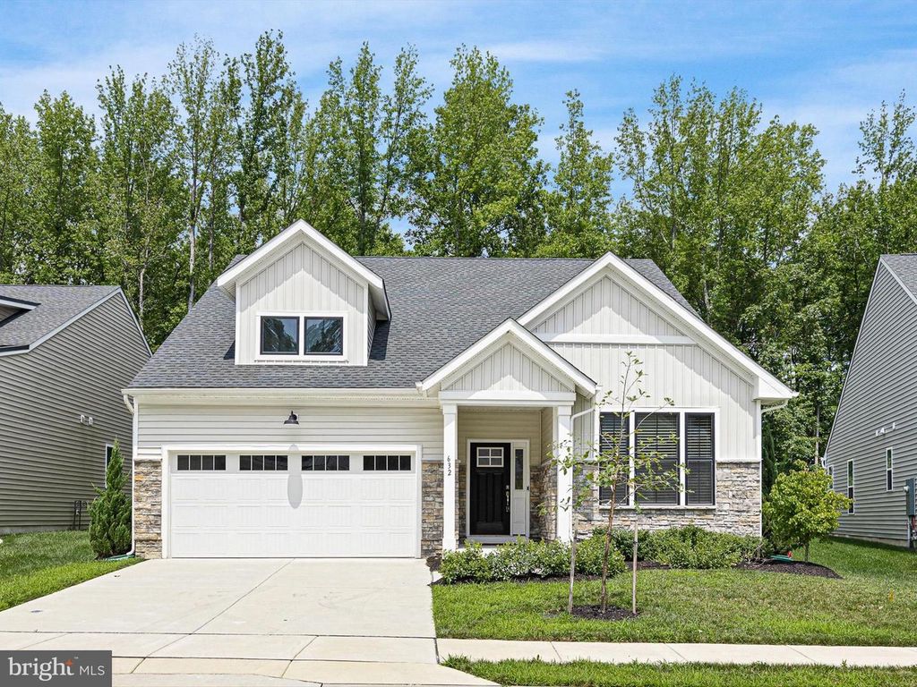 632 MAYFIELD FALLS DR, Newark, DE 19702