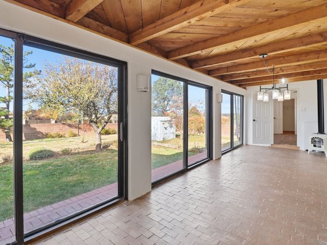 2575 Calle Delfino, Santa Fe, NM 87505