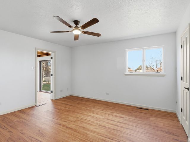 2575 Calle Delfino, Santa Fe, NM 87505