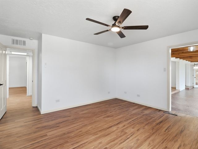 2575 Calle Delfino, Santa Fe, NM 87505