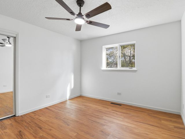 2575 Calle Delfino, Santa Fe, NM 87505