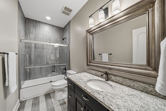 8995 TELLURIDE CV, Germantown, TN 38138