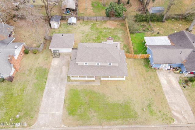 108 Pebble Lane, Clinton, MS 39056