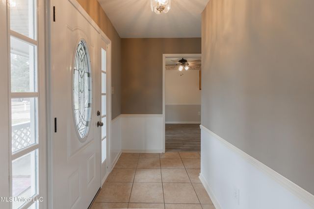 108 Pebble Lane, Clinton, MS 39056