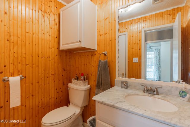 108 Pebble Lane, Clinton, MS 39056