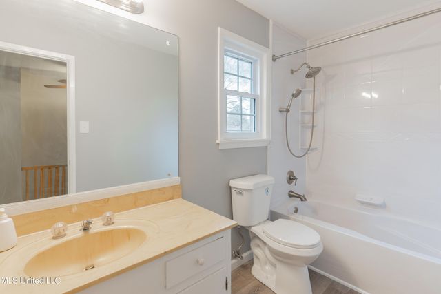 108 Pebble Lane, Clinton, MS 39056