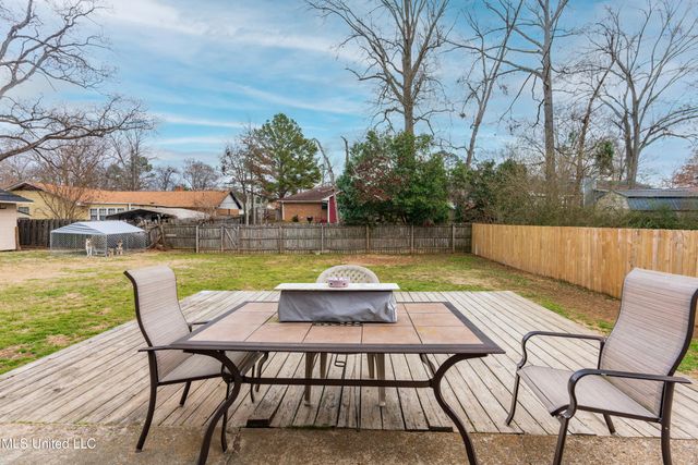 108 Pebble Lane, Clinton, MS 39056