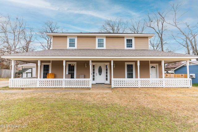 108 Pebble Lane, Clinton, MS 39056