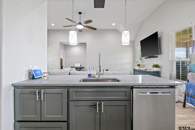 20 County Road 4742, Mt Pleasant, TX 75455