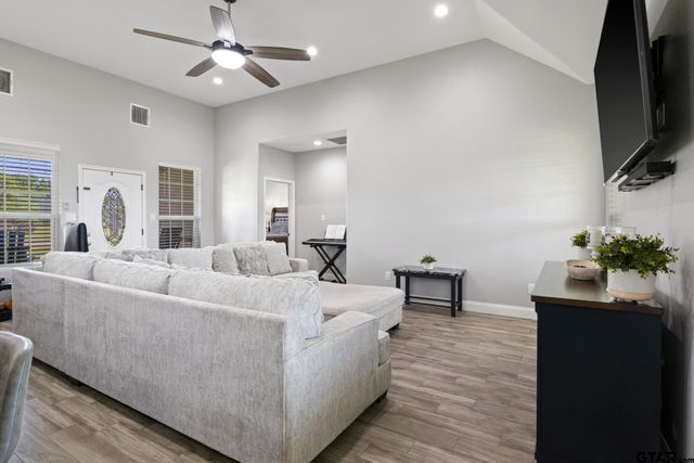 20 County Road 4742, Mt Pleasant, TX 75455