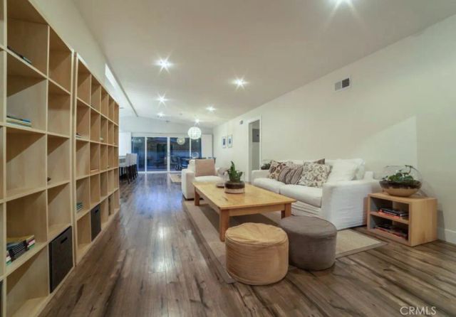 1530 Marine Avenue, Manhattan Beach, CA 90266
