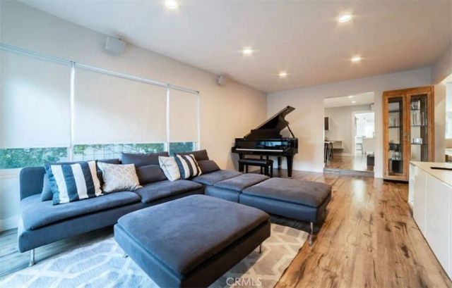1530 Marine Avenue, Manhattan Beach, CA 90266