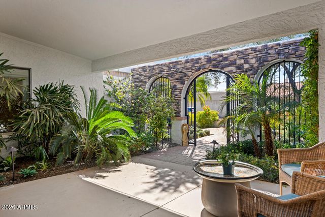 2502 E Montebello Avenue, Phoenix, AZ 85016