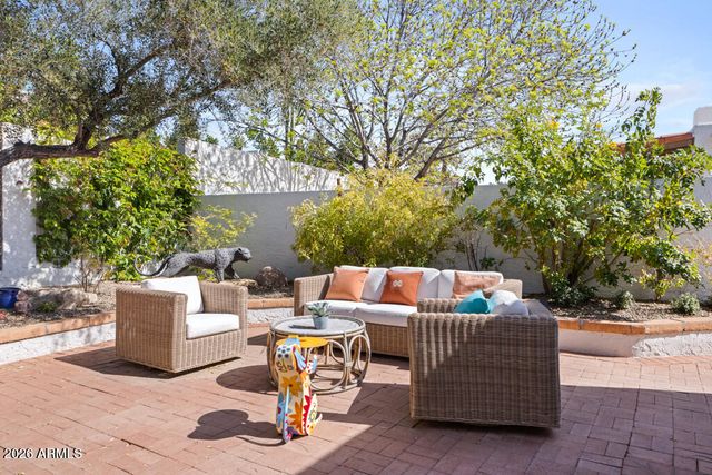 2502 E Montebello Avenue, Phoenix, AZ 85016