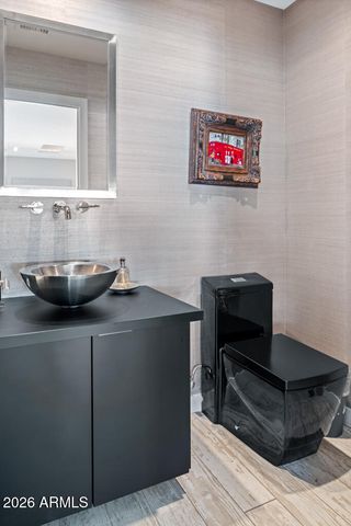 2502 E Montebello Avenue, Phoenix, AZ 85016