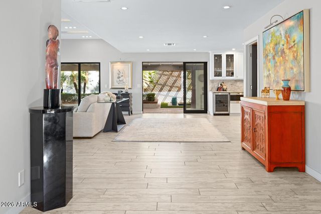 2502 E Montebello Avenue, Phoenix, AZ 85016