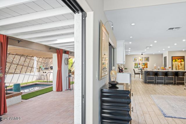 2502 E Montebello Avenue, Phoenix, AZ 85016