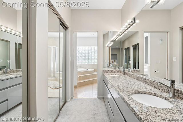 7350 Mountridge Drive, Clarkston, MI 48346