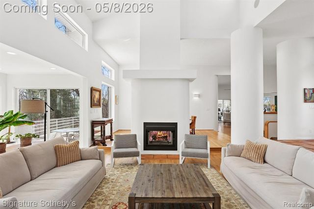7350 Mountridge Drive, Clarkston, MI 48346