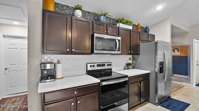 206 Wendover Road SW, Palm Bay, FL 32908