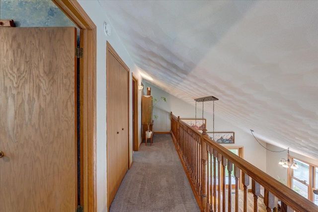 W6951 King Road, Poynette, WI 53955
