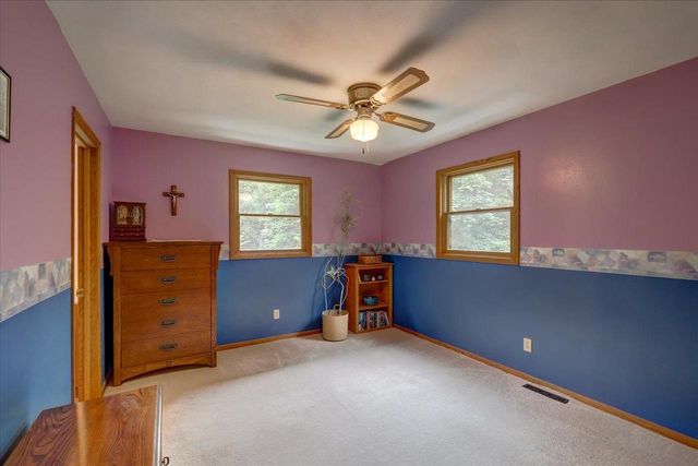 W6951 King Road, Poynette, WI 53955