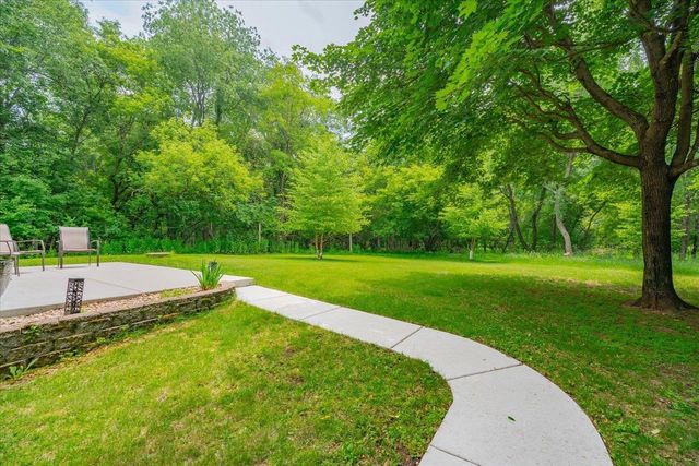 W6951 King Road, Poynette, WI 53955