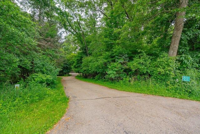 W6951 King Road, Poynette, WI 53955