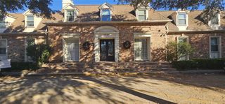 2727 Briarhurst Drive 25, Houston, TX 77057