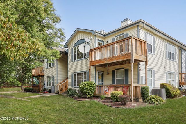 90 Puffin Glade, Bayville, NJ 08721