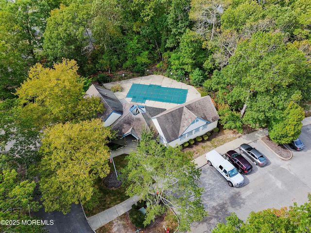 90 Puffin Glade, Bayville, NJ 08721