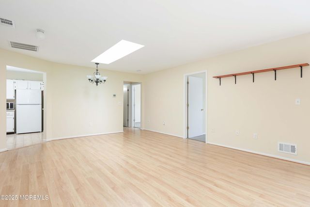 90 Puffin Glade, Bayville, NJ 08721