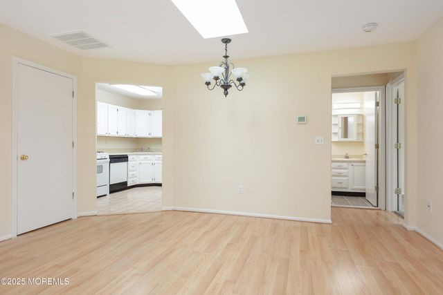 90 Puffin Glade, Bayville, NJ 08721