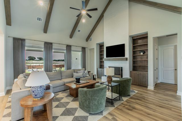 16833 Chapel Road, Lorena, TX 76655