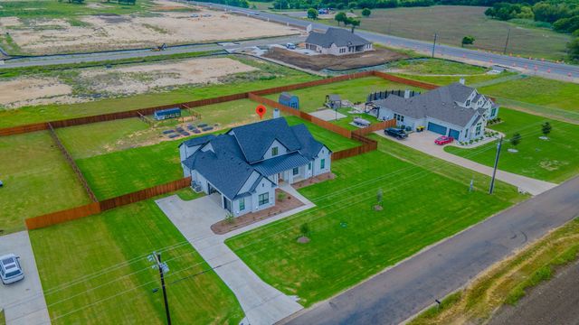 16833 Chapel Road, Lorena, TX 76655