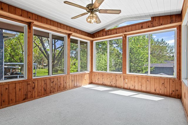 344 Thompson Avenue W, West Saint Paul, MN 55118