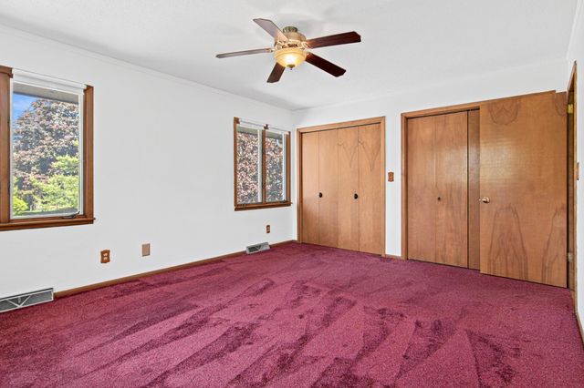 344 Thompson Avenue W, West Saint Paul, MN 55118
