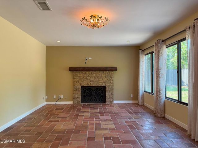 2096 Mccrea Road, Thousand Oaks, CA 91362